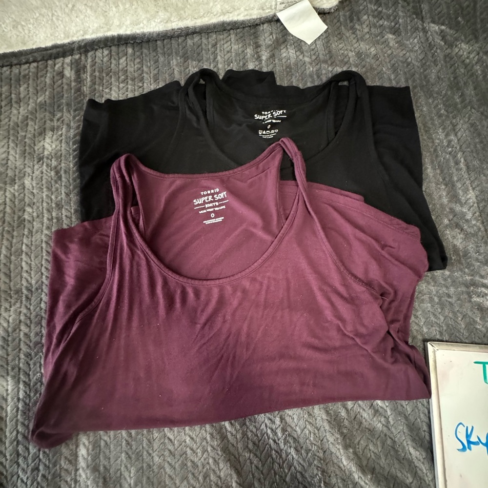 Two torrid tanks size 0